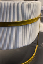 Load image into Gallery viewer, Blanc Accent Chair